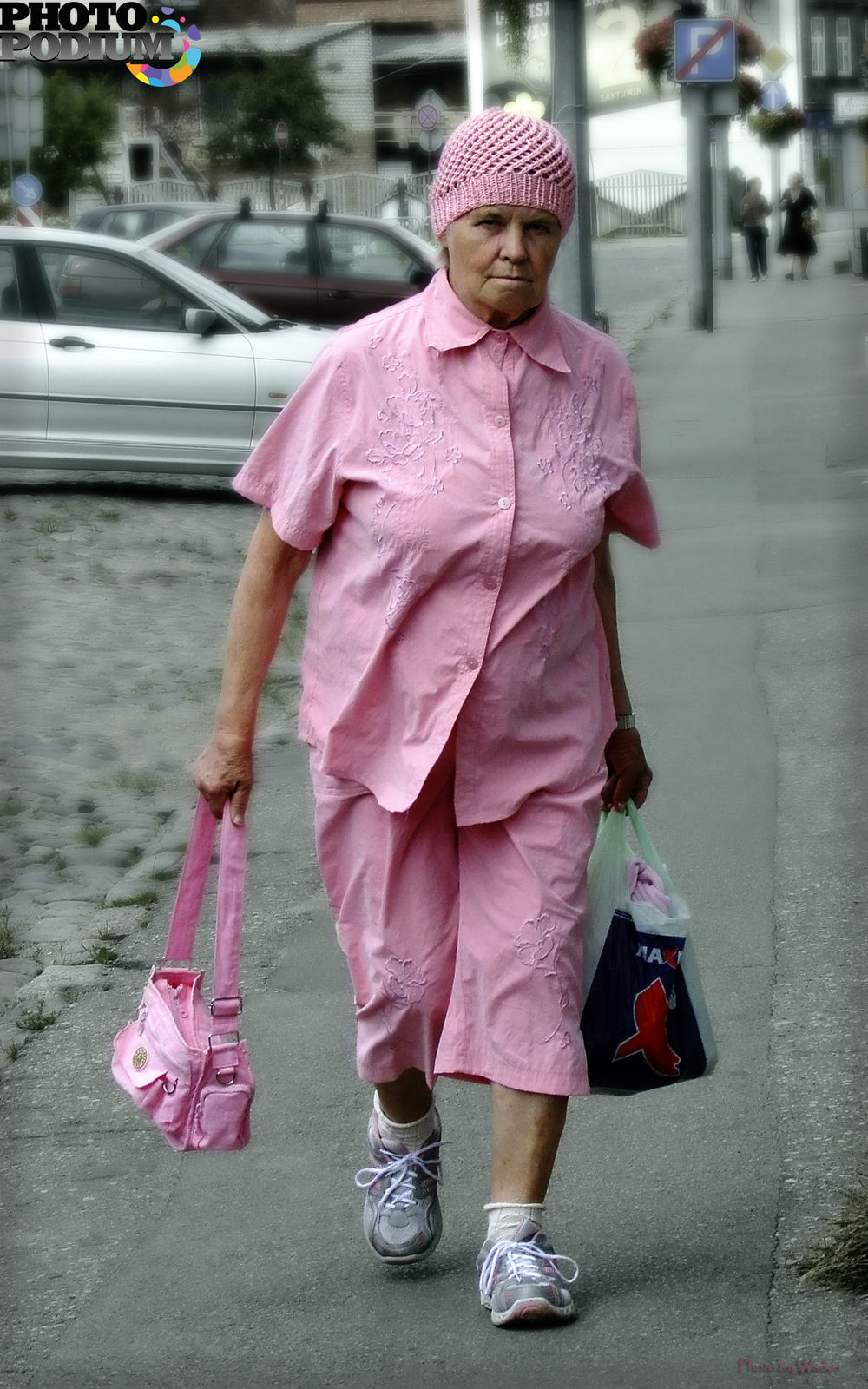 Желто розовый бабушки